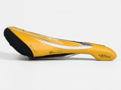 Selle Italia X Pinarello Flite Saddle - Yellow -Brick Lane Bikes Shop 0004388 selle italia x pinarello flite saddle yellow