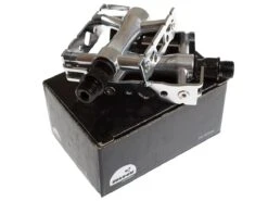 Shroom TR Pedals - Silver -Brick Lane Bikes Shop 0020218 shroom tr pedals silver