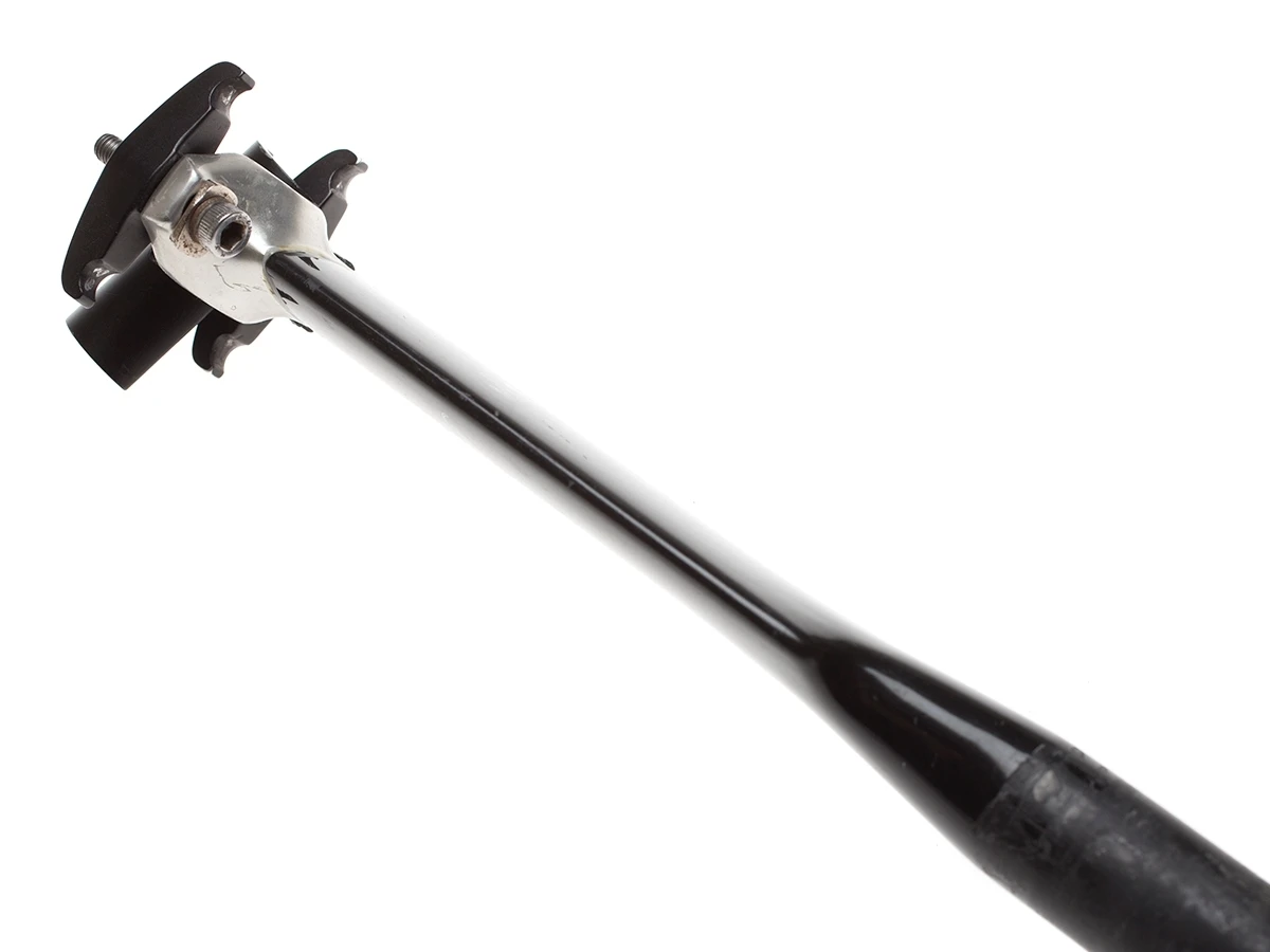 Giant Aero Carbon Seat Post - Black 6 Giant Aero Carbon Seat Post - Black - Image 4