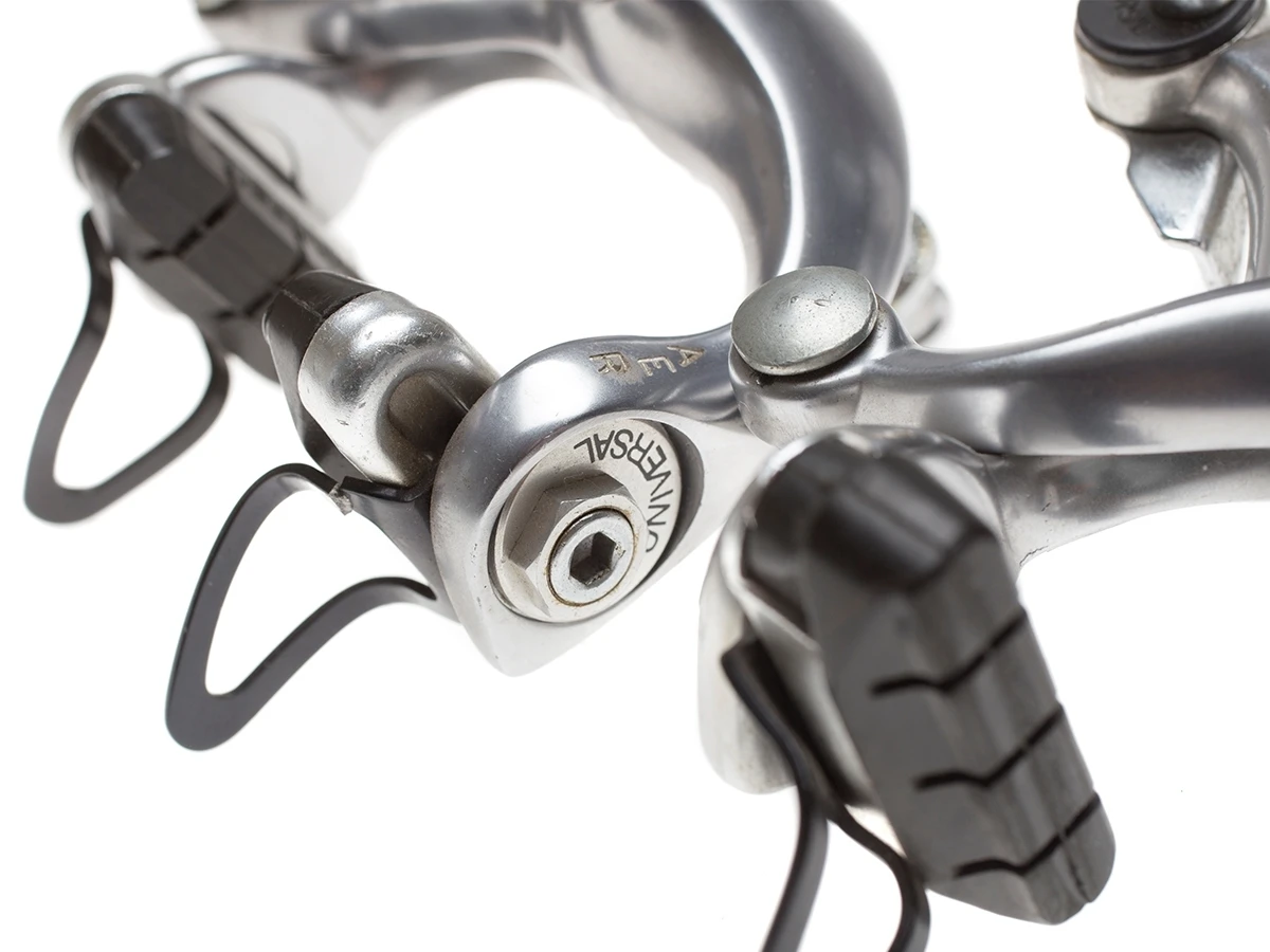 Universal AER Brake Set 3 Universal AER Brake Set