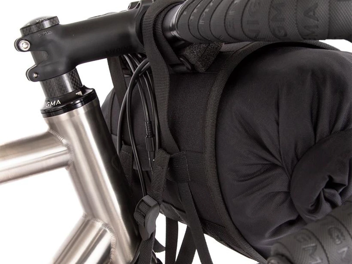 Restrap Handlebar Bag + Dry Bag + Food Pouch - Large - Black/Black 7 Restrap Handlebar Bag + Dry Bag + Food Pouch - Large - Black/Black - Image 5