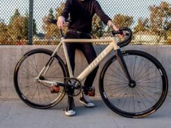 2020 Aventon Cordoba Fixie & Single Speed Bike - Desert -Brick Lane Bikes Shop 0040480 2020 aventon cordoba fixie single speed bike desert