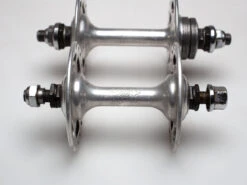 Campagnolo Record Pista Hub Set - High Flange -Brick Lane Bikes Shop 0045263 campagnolo record pista hub set high flange