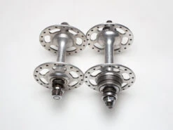 Campagnolo Record Pista Hub Set - High Flange -Brick Lane Bikes Shop 0045264 campagnolo record pista hub set high flange