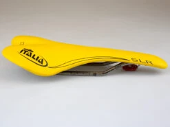 Selle Italia Saddle SLR Titanium - Yellow -Brick Lane Bikes Shop 0046522 selle italia saddle slr titanium yellow